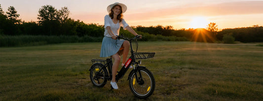Kaisda K201 electric bike riding on grass field during outdoor city leisure trip