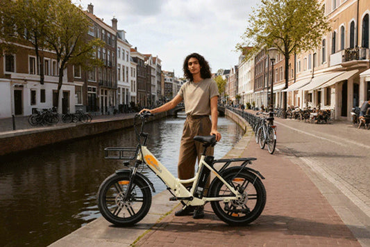 Kaisda electric bike rider listening for unusual bike noises during city commute